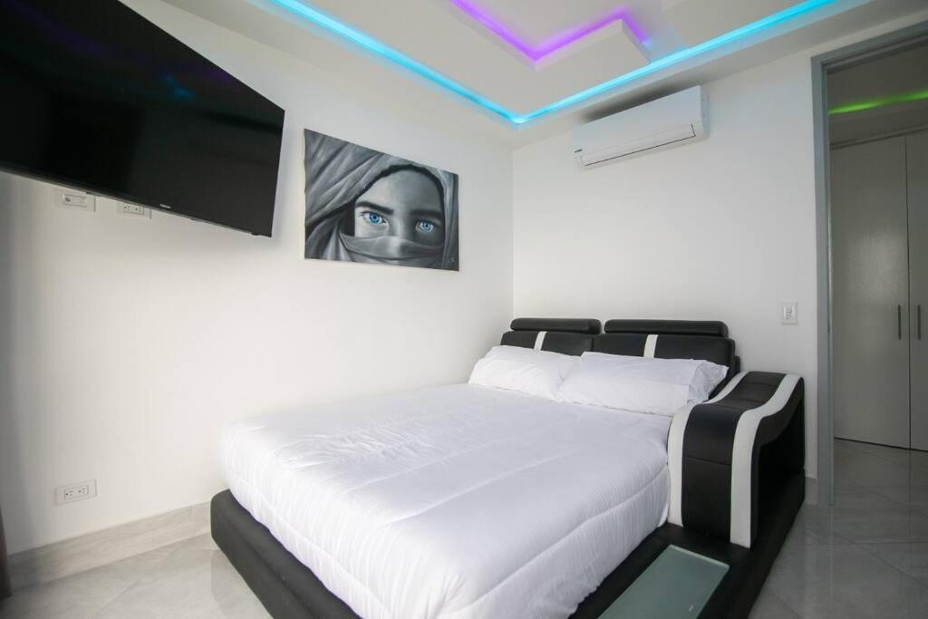 Guest Friendly 3 Bedroom Beachfront