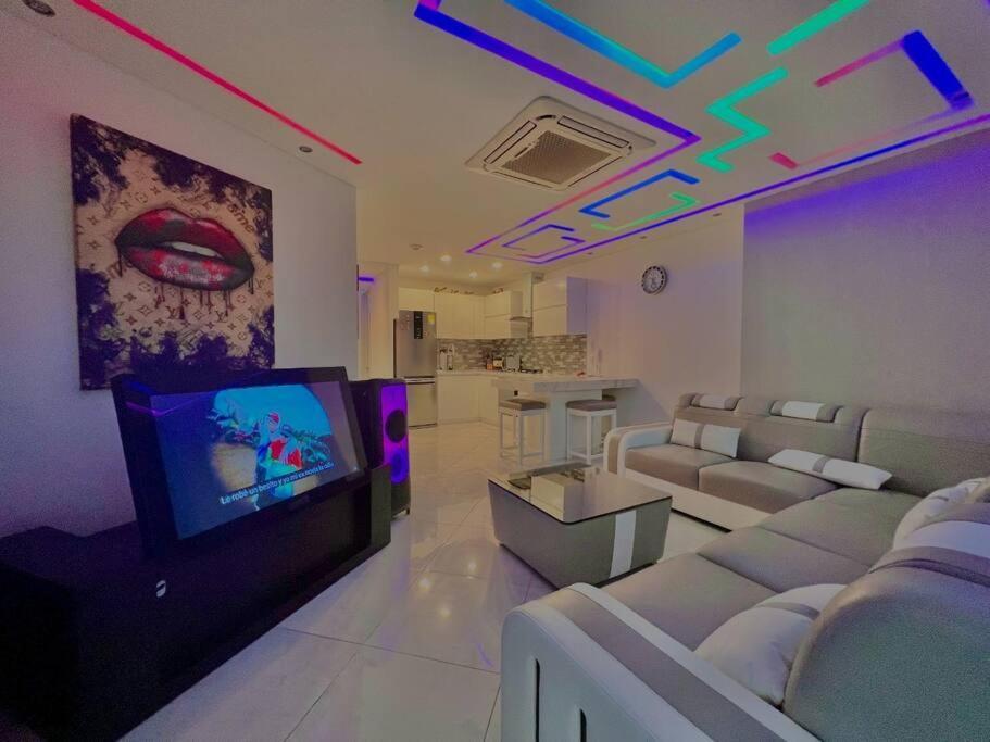 Guest Friendly 3 Bedroom Beachfront Apartamento Cartagena